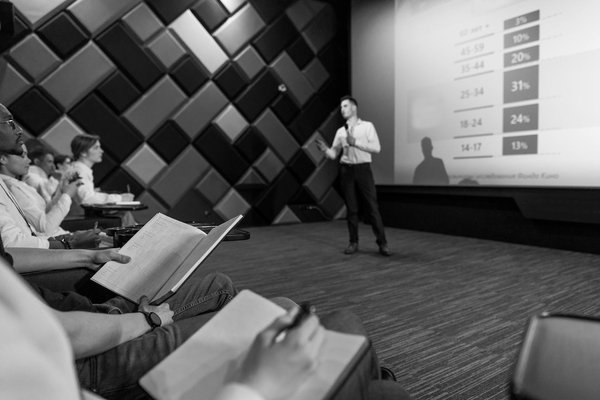 Révolutionnez vos campagnes Google Ads : Stratégies novatrices pour capter et convertir les clients B2B via le marketing digital