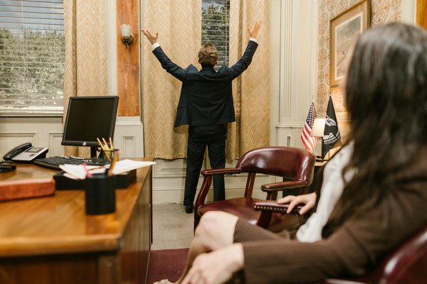 Réussir la gestion de performance des équipes multinationales : des stratégies novatrices pour surmonter chaque défi.